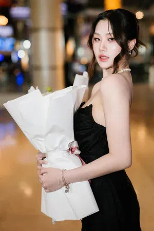 Aey Supravee PhonkarnONKARN photo