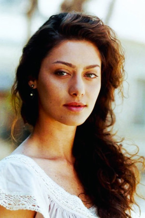 Maria Fernanda Cândido photo