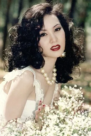 Diễm Hương photo