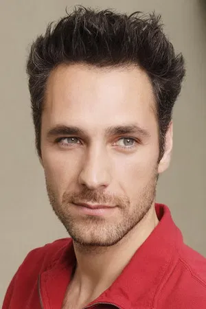 Raoul Bova photo