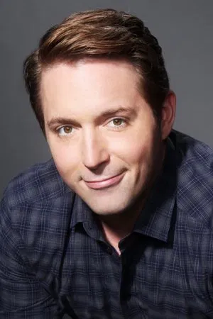 Beck Bennett photo
