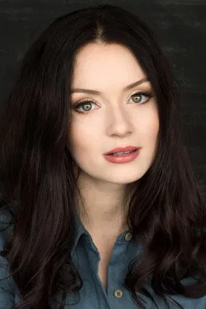 Christina Bennington photo