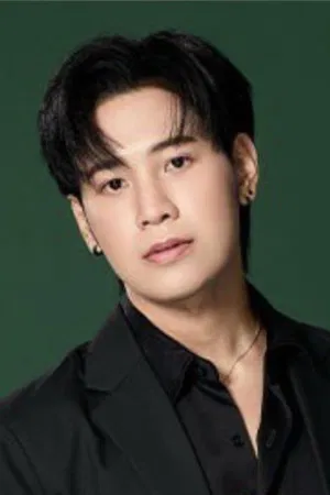 Prachaya Ruangroj photo