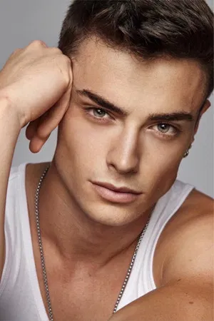 Sergio Alguacil photo