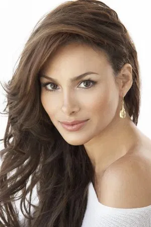 Patricia De Leon photo