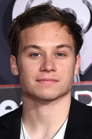 Finn Cole photo