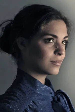 Natalie Madueño photo