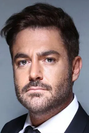 Mohammad Reza Golzar photo