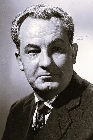 Leo McKern photo