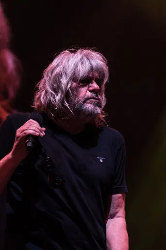 Úton lenni boldogság poster