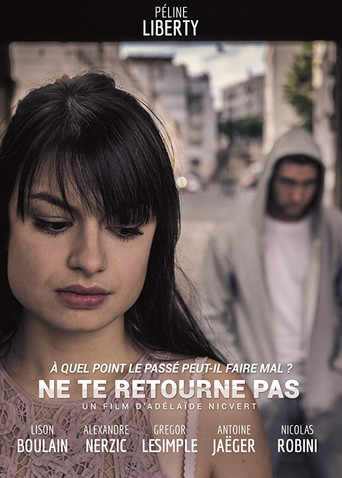 Ne te retourne pas poster