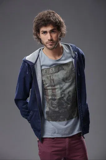 Vuelve Temprano poster