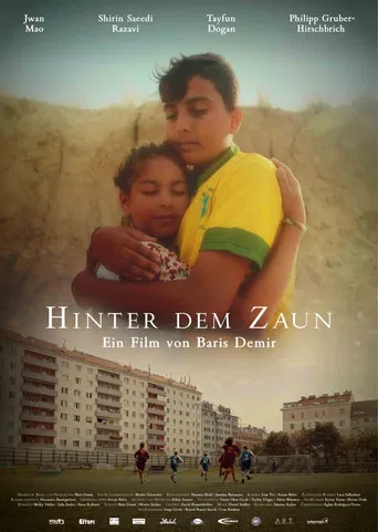 Hinter dem Zaun poster