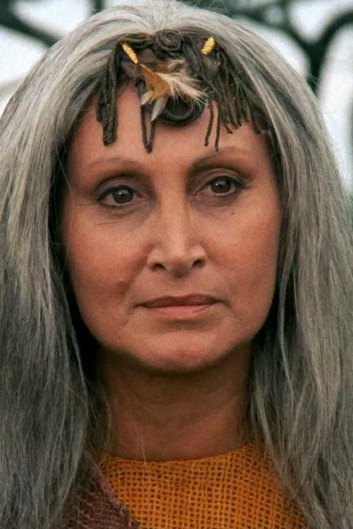 Esther Velázquez profile