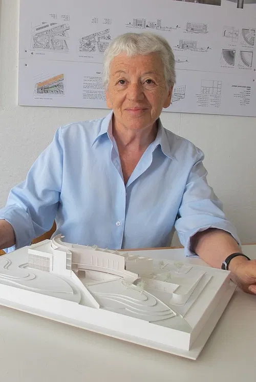 Ada Karmi-Melamede profile