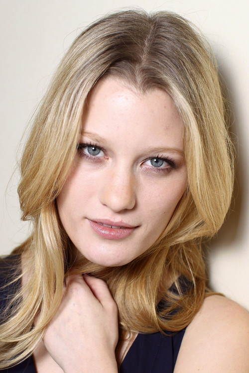 Ashley Hinshaw profile
