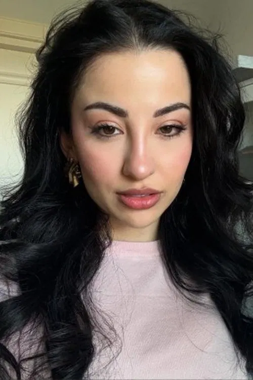 Zeynep Buse Korkmaz profile