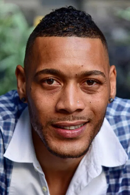 Guillaume Hoarau profile