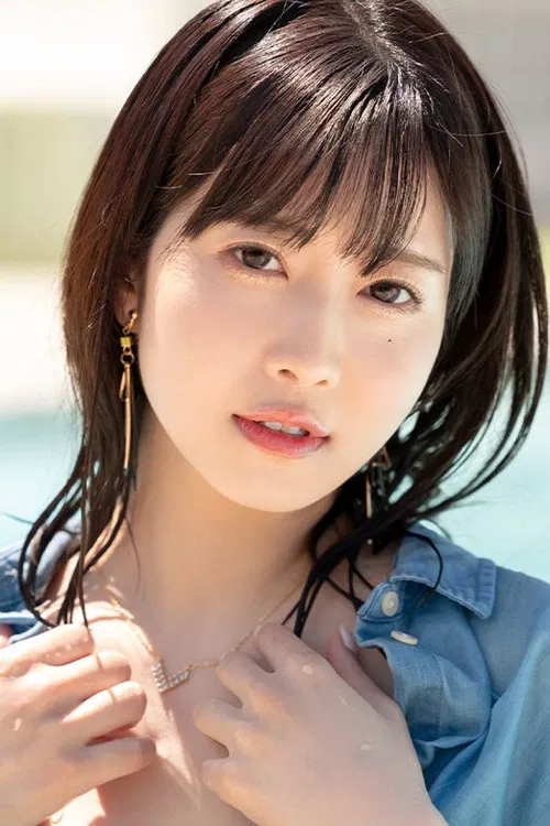 白岩冬萌 profile