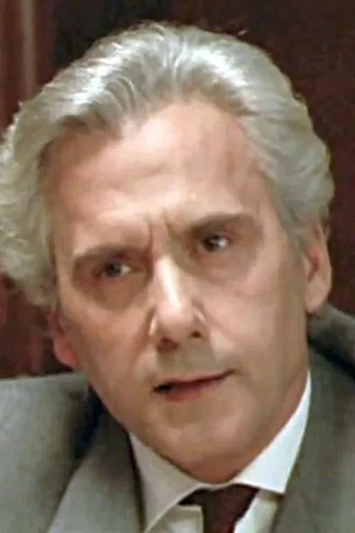 Benito Artesi profile