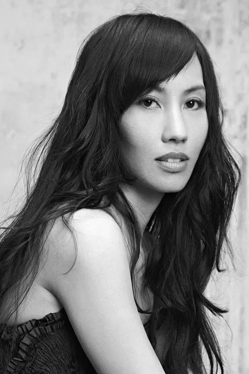 Trần Nữ Yên Khê profile