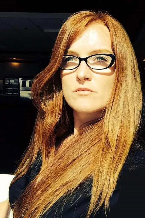 Elaine Bogan profile