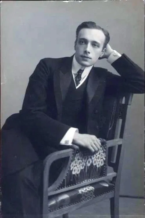 Vladimir Maksimov profile