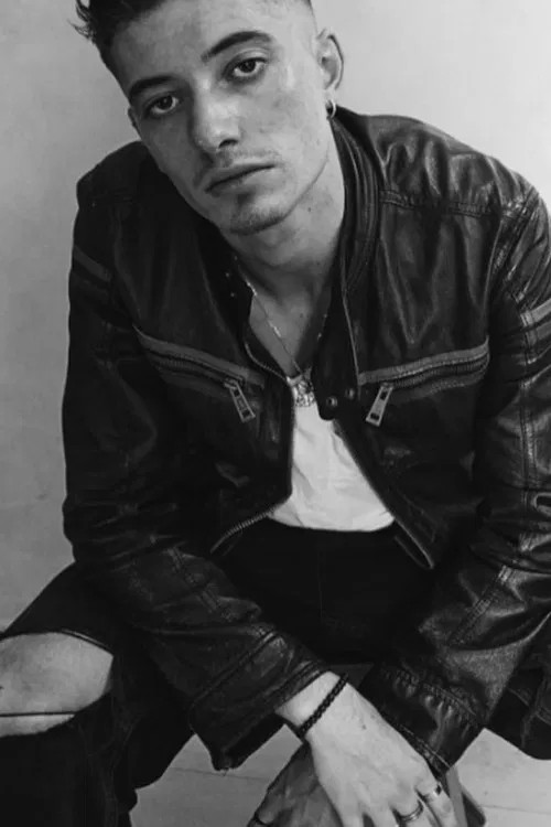 Adrián Rodríguez profile