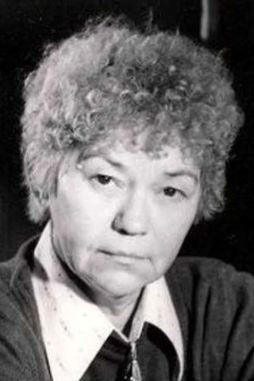 Erzsi Pápai profile