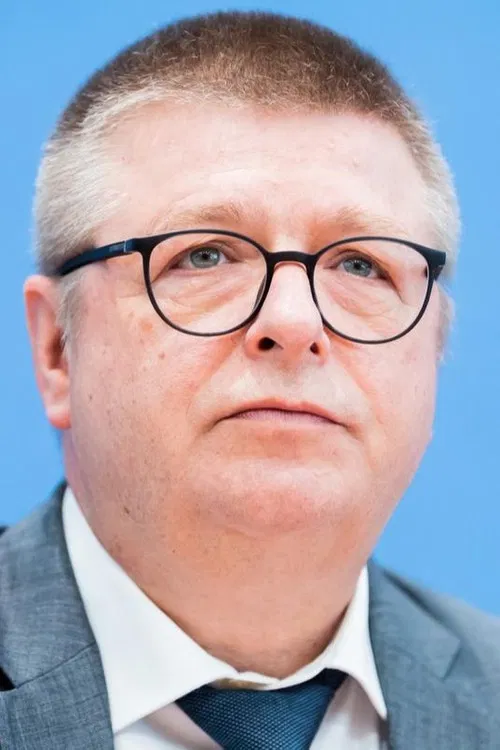 Thomas Haldenwang profile