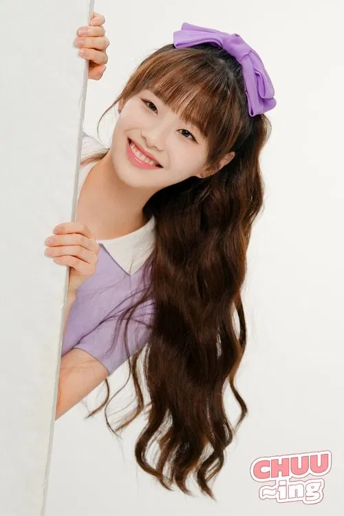CHUU-ing poster