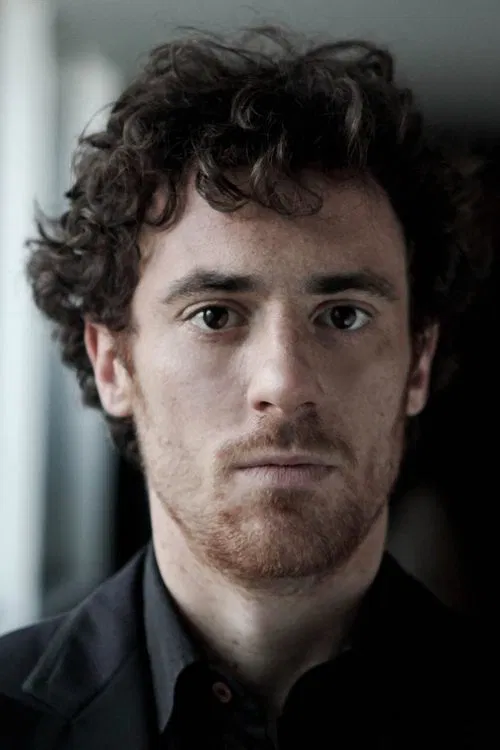 Elio Germano profile