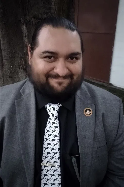 Roberto Figueroa profile