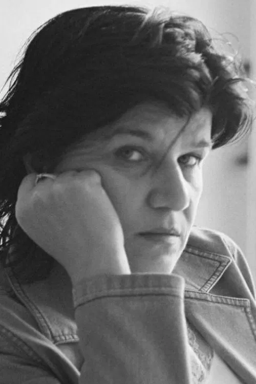 Aynur Mutlucan profile