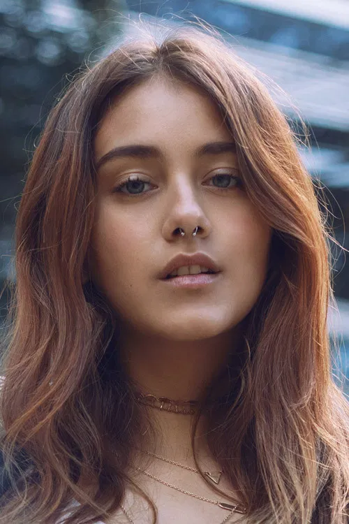 Julieta Salazar profile