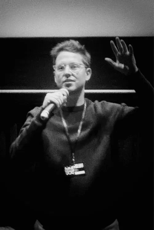 Luke Matthews profile