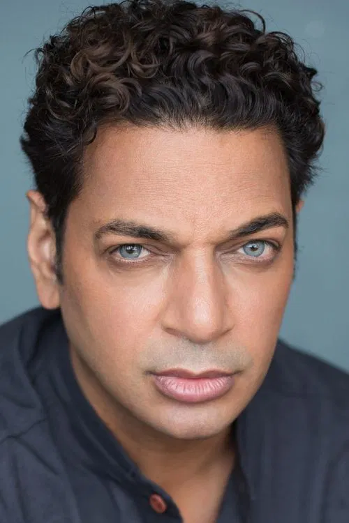 Christopher Logan profile