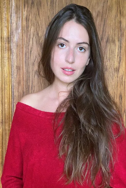 Tess Lauvergne profile