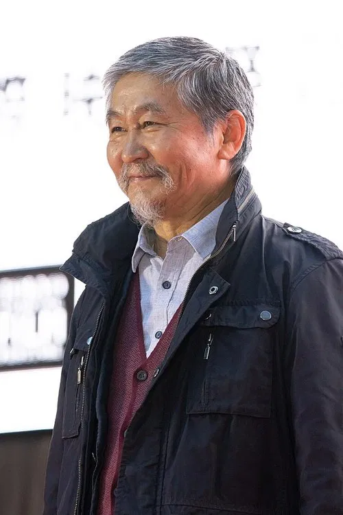 Aktan Arym Kubat profile