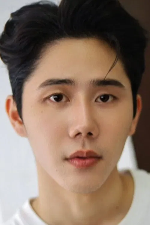 Suwichak Kulthongsriwat profile