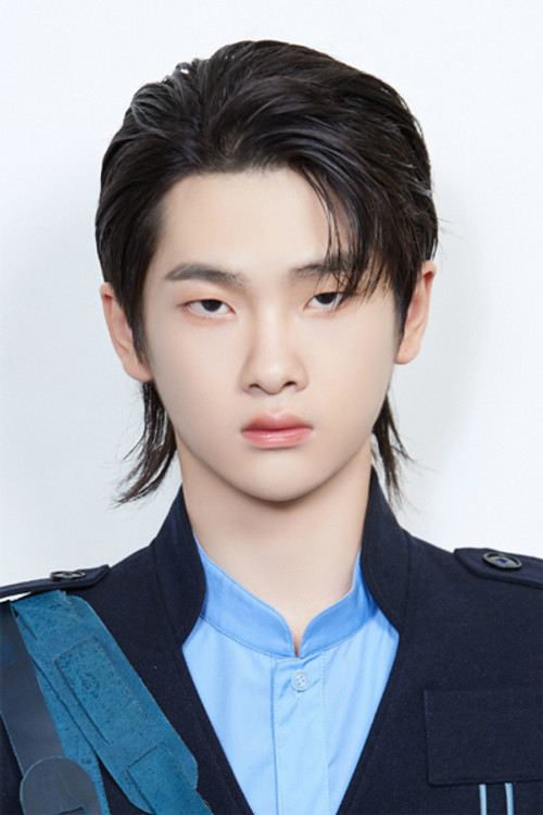 Zhou Zhennan profile