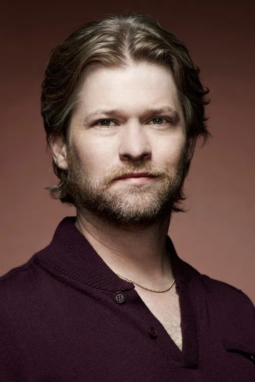 Todd Lowe profile