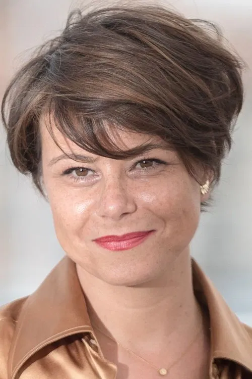 Mounia Meddour profile