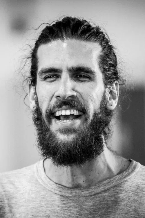 Vinicius Bustani profile