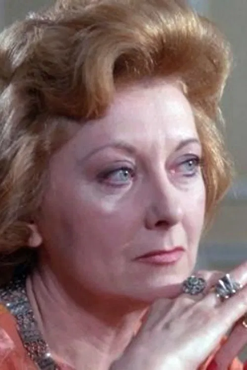 Betty Beckers profile