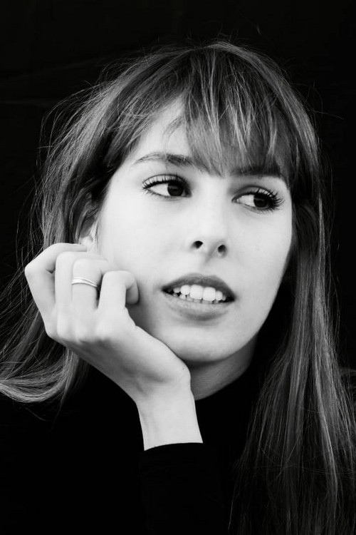 Lola Errando profile