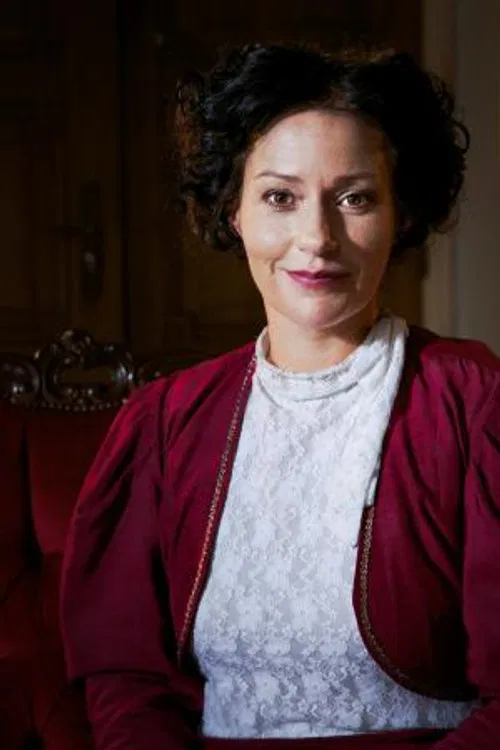 Edeline Blangero profile