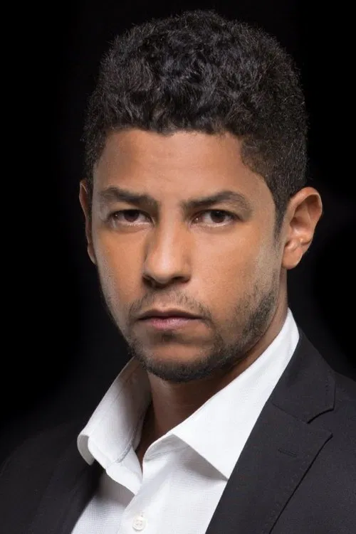 Héctor Aníbal profile