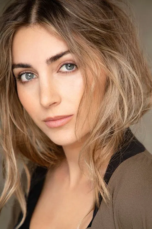 Emelia Hartford profile