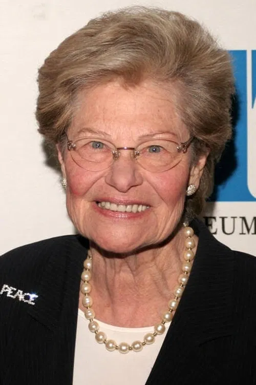 Lila Garrett profile